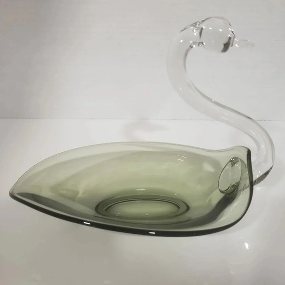 Vintage Duncan Miller Green/Clear Handblown  Art Glass Swan. - Picture 3 of 8